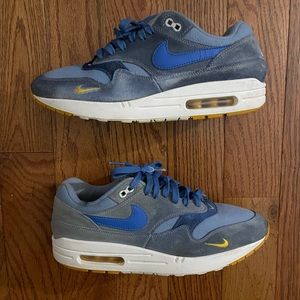 Nike Air Max 1 Premium Mini Swoosh